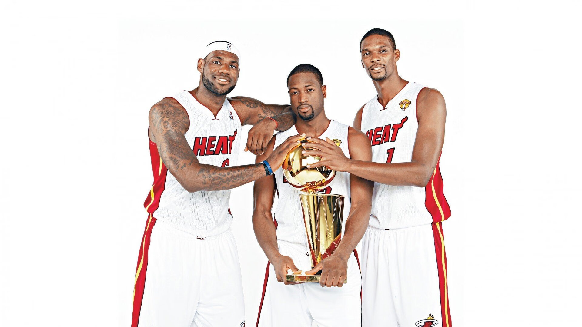 球队季后赛首轮赛程正式公布，战火升温，季后赛首轮预测