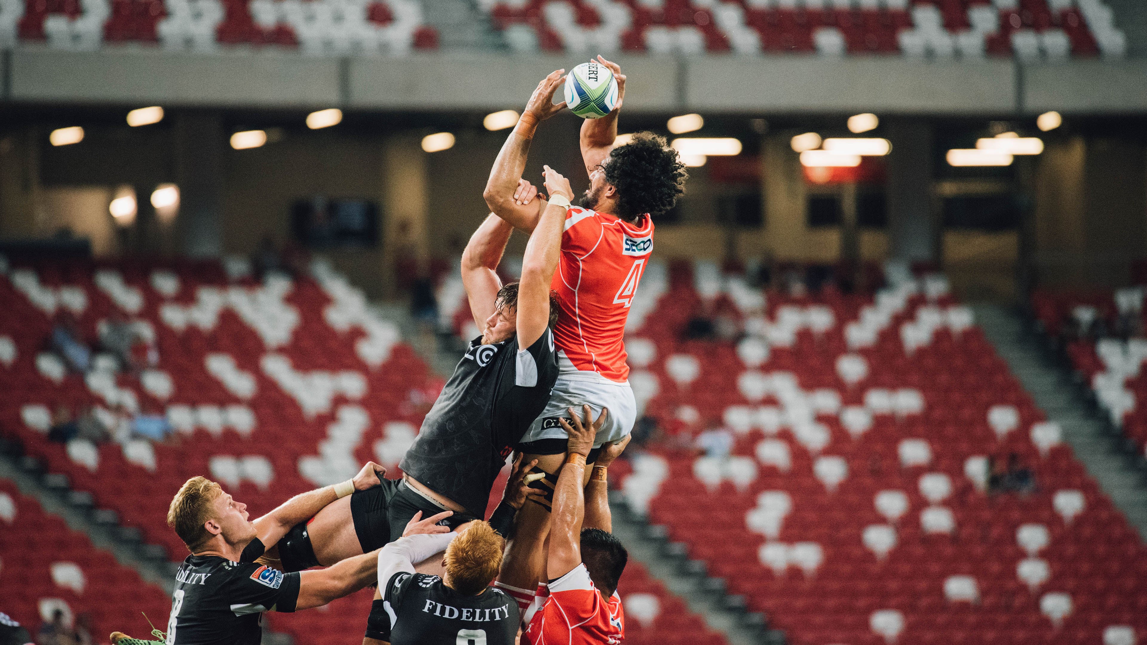 湖人压哨逆转全场沸腾，湖人被逆转